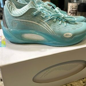 Like New Basketball Shoes